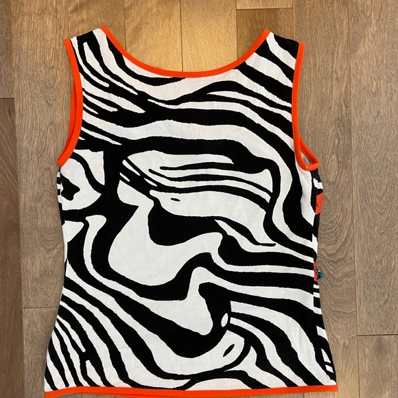 Zebra Printed Sleeveless Funky Top Small - Picture 11 of 14
